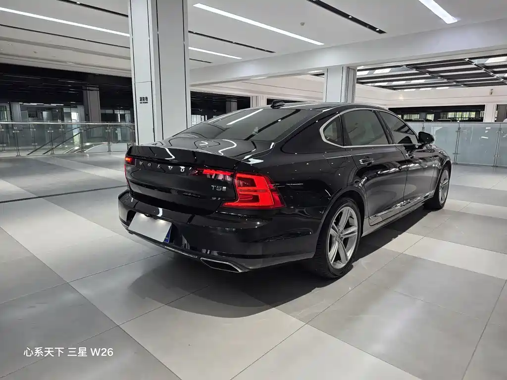 Volvo S90 2019 — фото 16