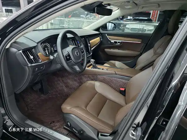 Volvo S90 2019