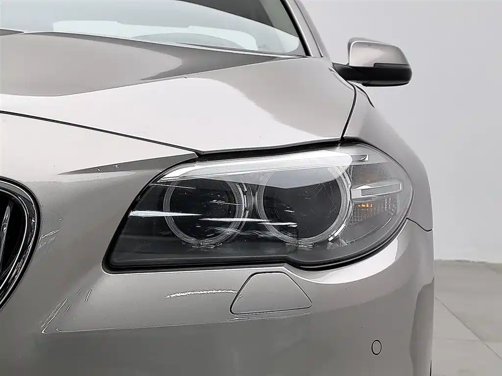 BMW 5 Series 2016 — фото 7