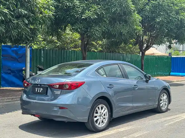 Mazda 3 Axela 2017