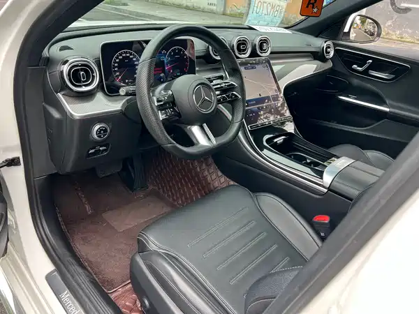Mercedes-Benz C-Class 2022