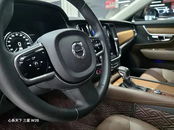 Volvo S90 2019