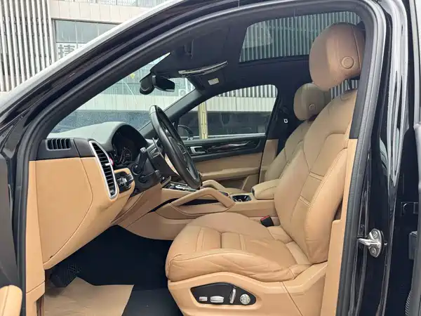 Porsche Cayenne New Energy 2020