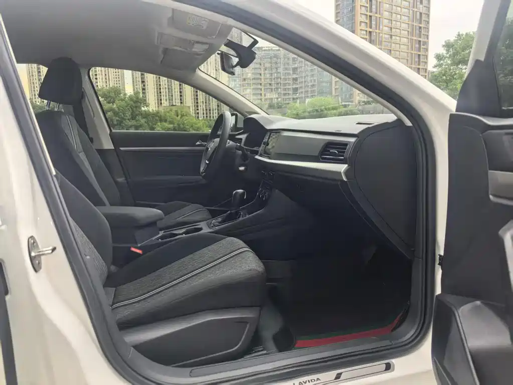 Volkswagen Lavida Pure Electric 2021 — фото 10