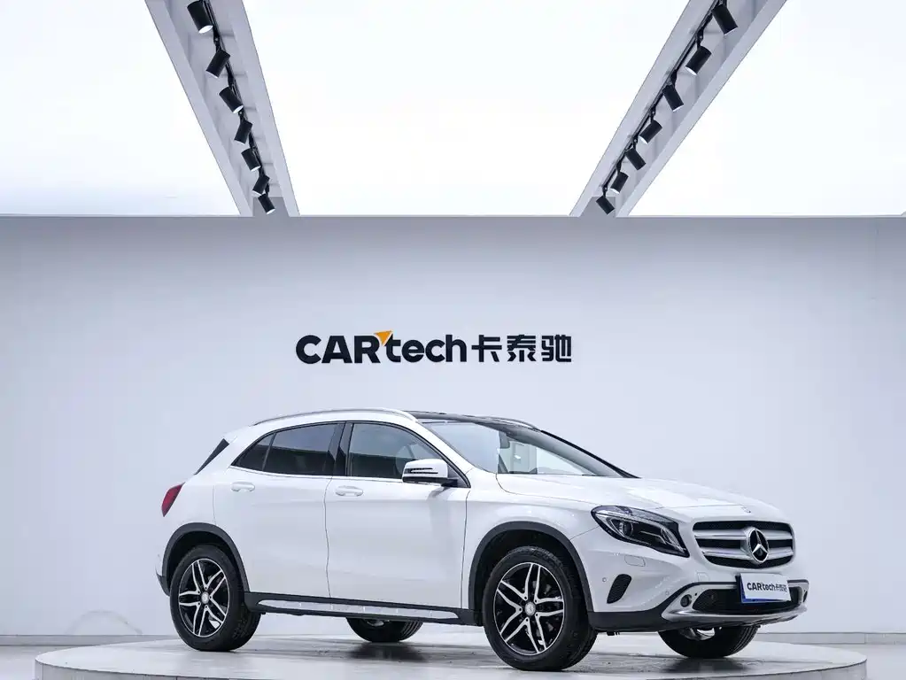 Mercedes-Benz GLA 2015 — фото 8