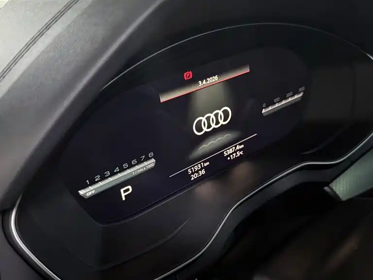 Audi Q5L 2022 — фото 11