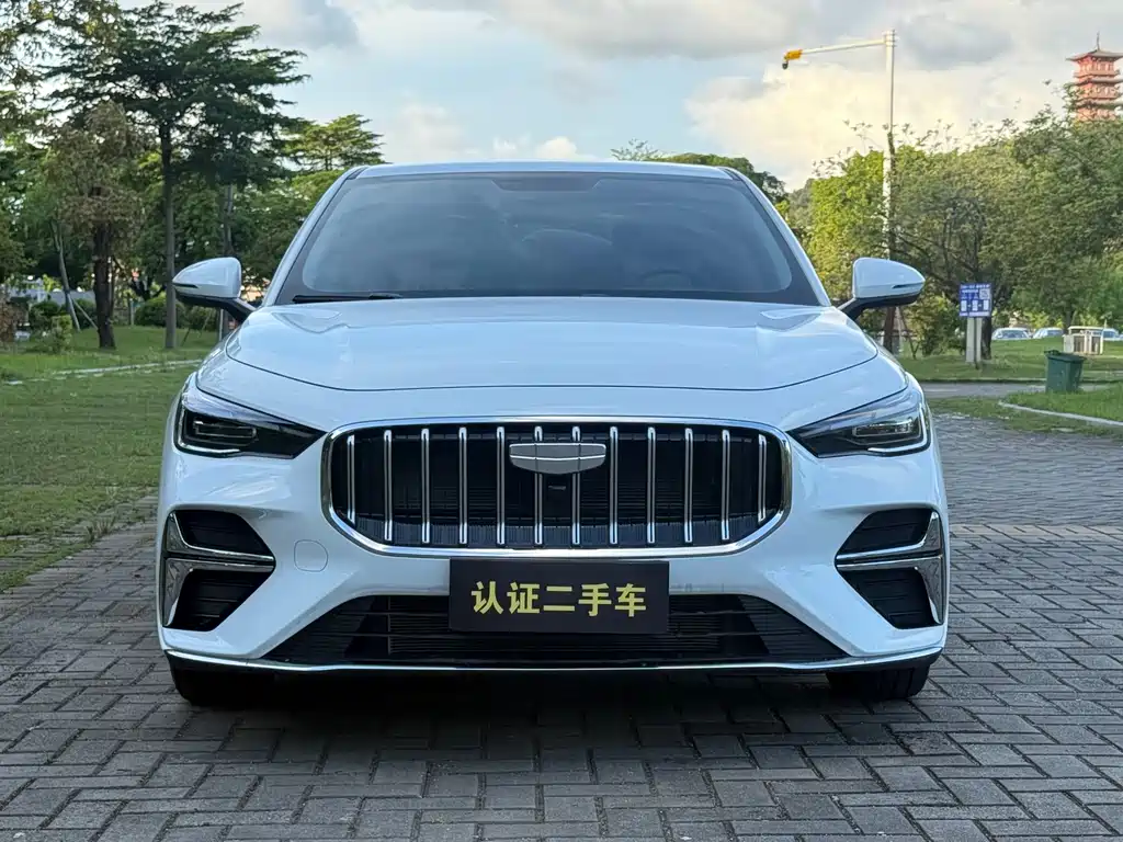 Geely Emgrand 2026
