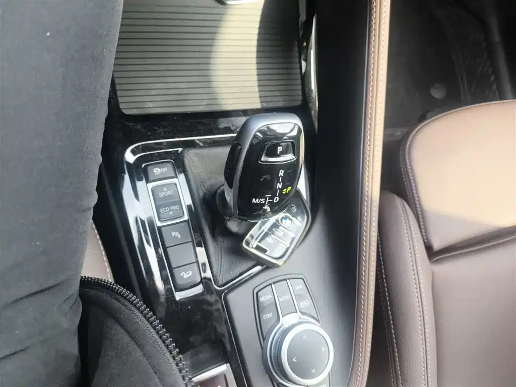 BMW X1 2020 — фото 10