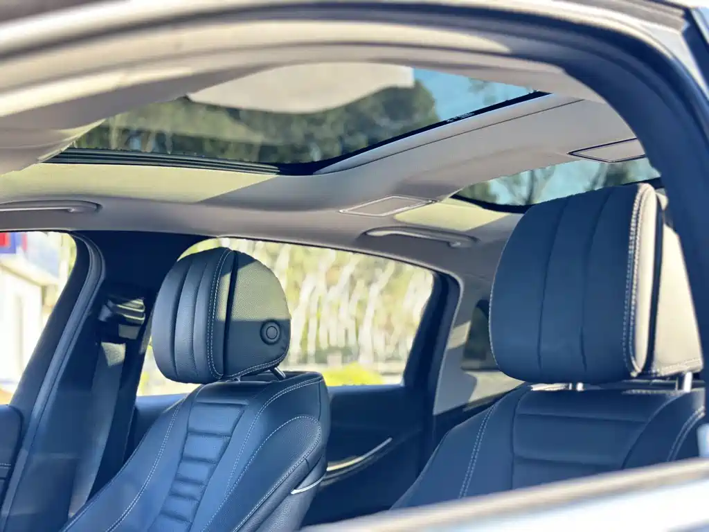 Mercedes-Benz E-Class 2020 — фото 18