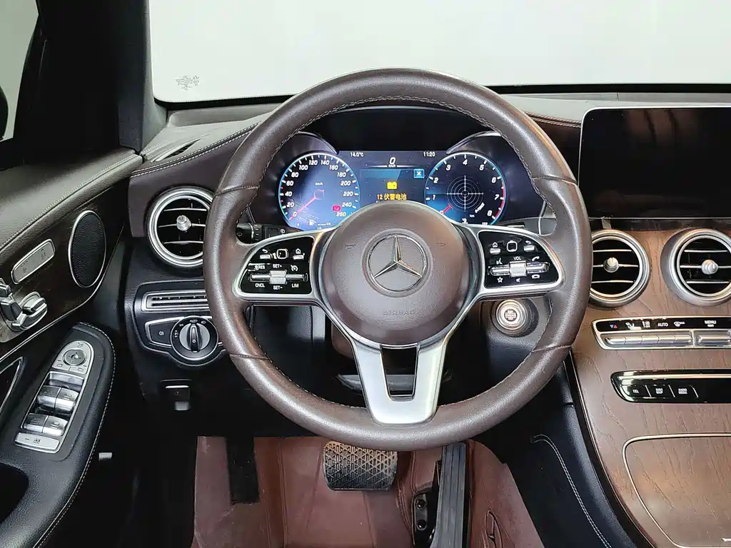 Mercedes-Benz GLC 2021