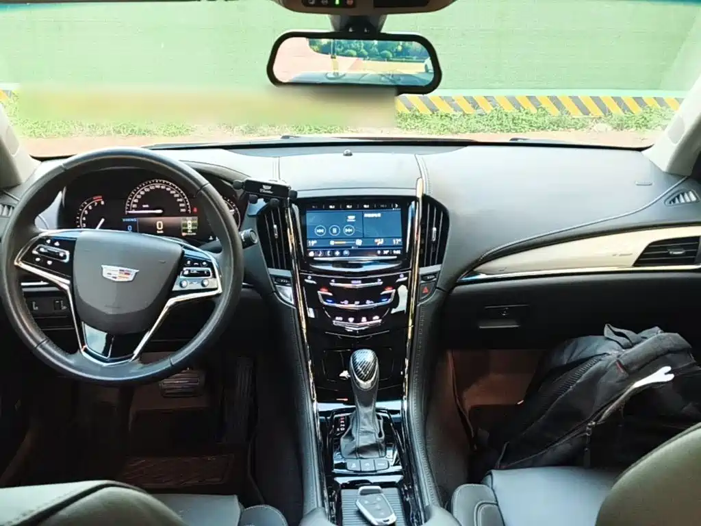 Cadillac ATS-L 2018 — фото 10