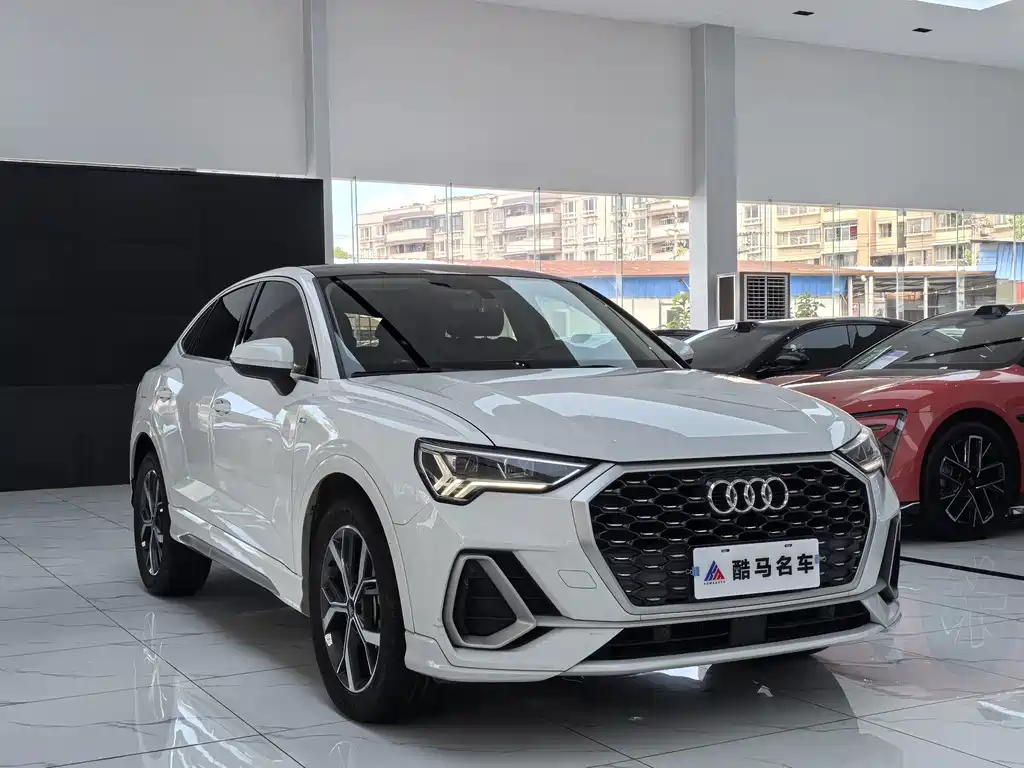 Audi Q3 Sportback 2021 — фото 3