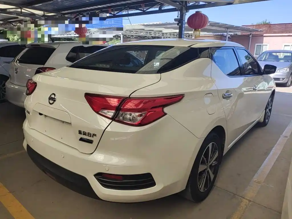 Nissan Bluebird 2020
