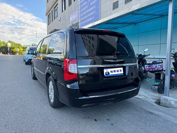 Chrysler Grand Voyager 2013