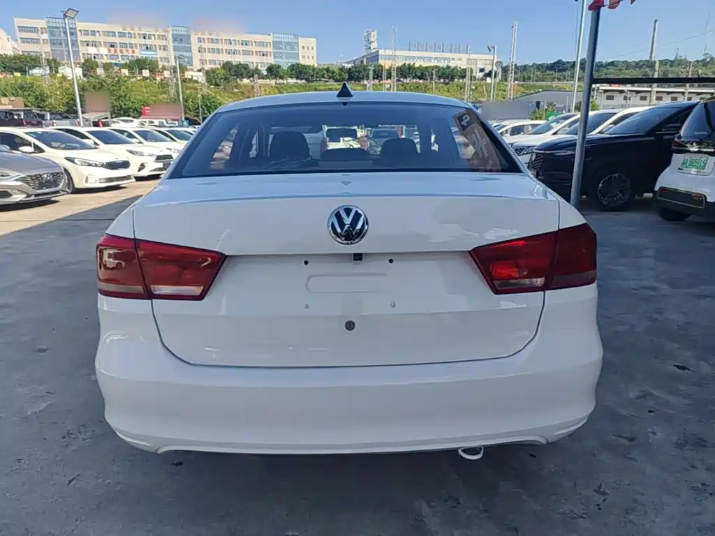 Volkswagen Santana 2016