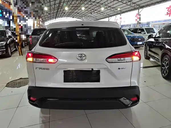 Toyota Frontlander 2024
