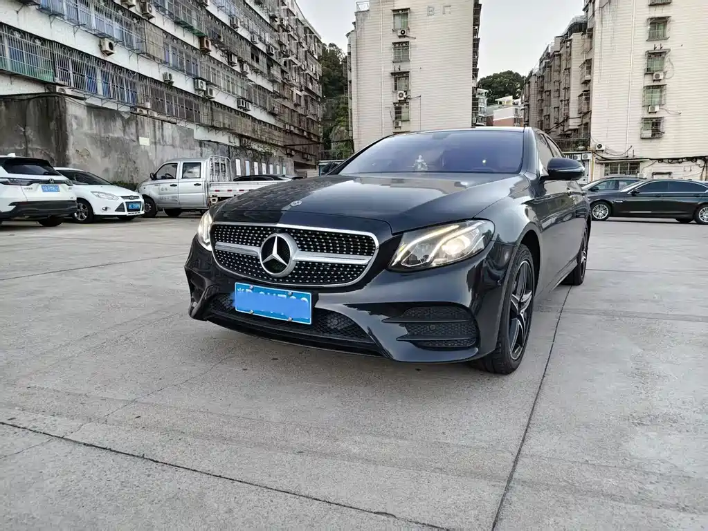 Mercedes-Benz E-Class 2019 — фото 1