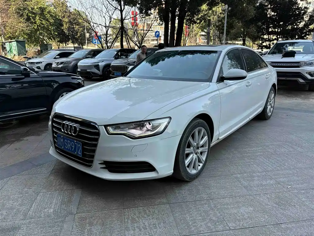 Audi A6L 2013 — фото 1