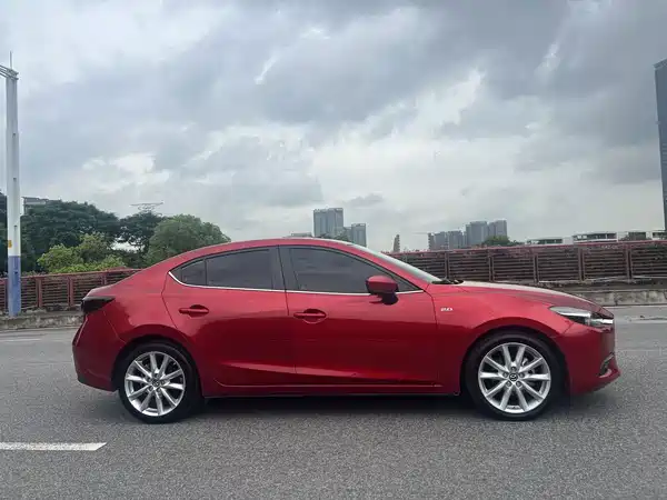 Mazda 3 Axela 2017