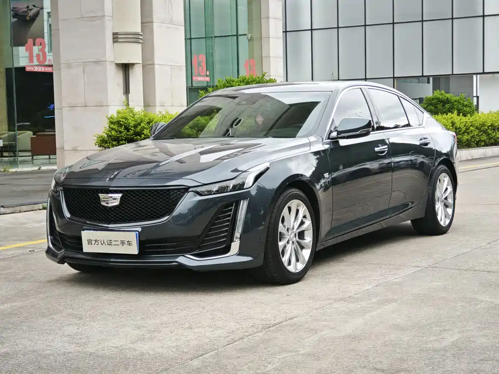Cadillac CT5 2022 — фото 1