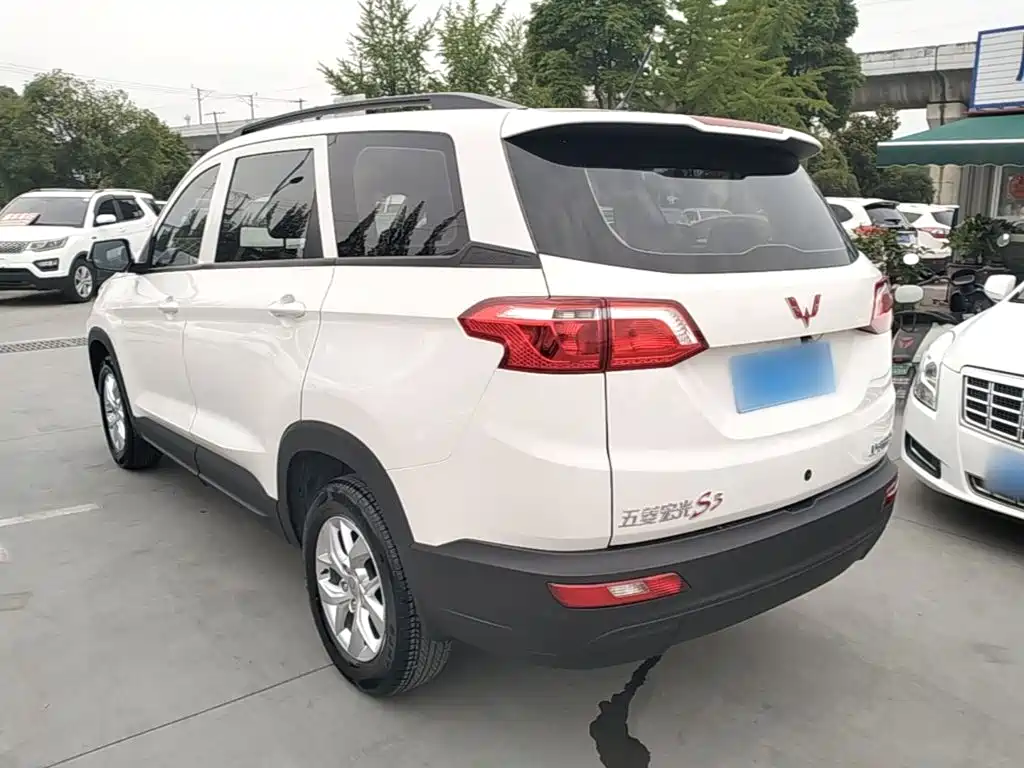 Wuling Hongguang S3 2019 — фото 23