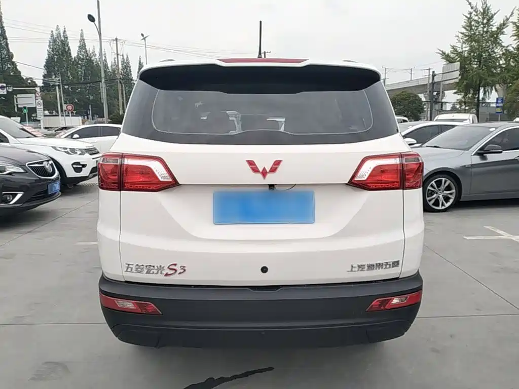 Wuling Hongguang S3 2019 — фото 4