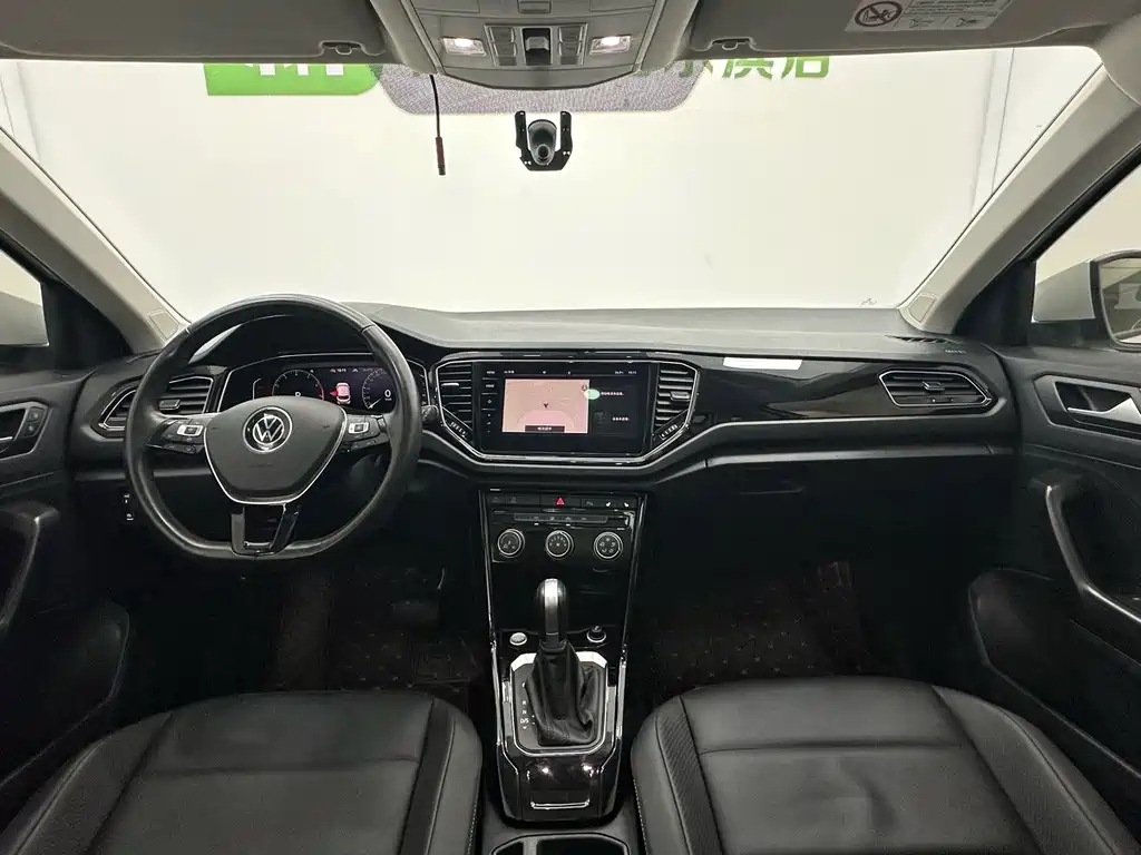 Volkswagen T-Roc 2022 — фото 11