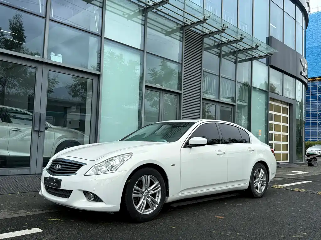 Infiniti G Series 2013