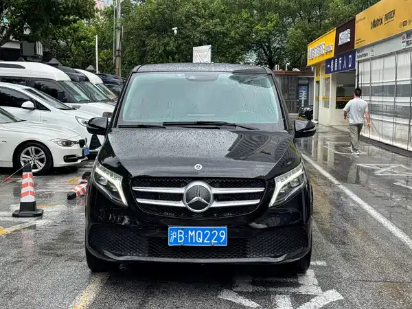 Mercedes-Benz V-Class 2022