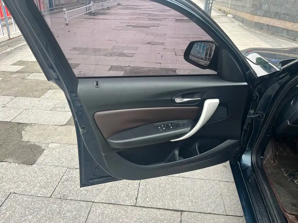 BMW 1 Series 2014 — фото 11