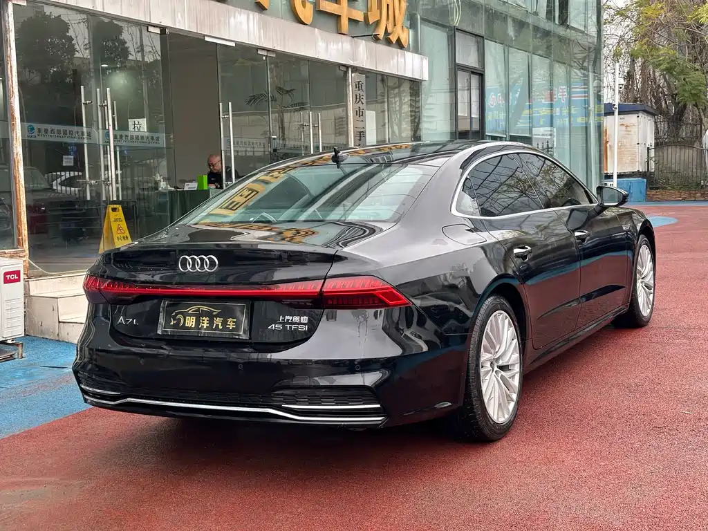 Audi A7L 2023 — фото 4
