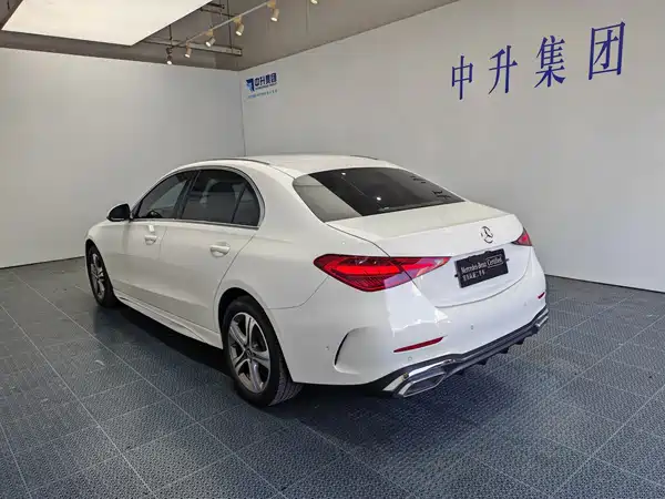 Mercedes-Benz C-Class 2022