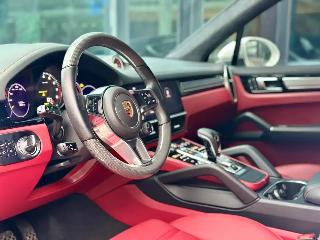 Porsche Cayenne 2023