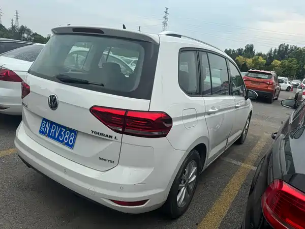 Volkswagen Touran 2019