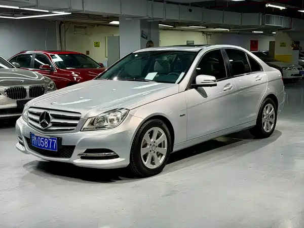 Mercedes-Benz C-Class 2011