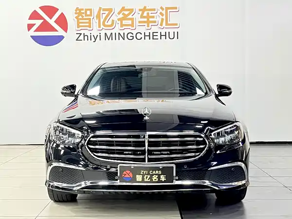 Mercedes-Benz E-Class 2022