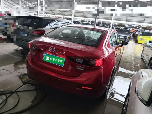 Mazda 3 Axela 2016