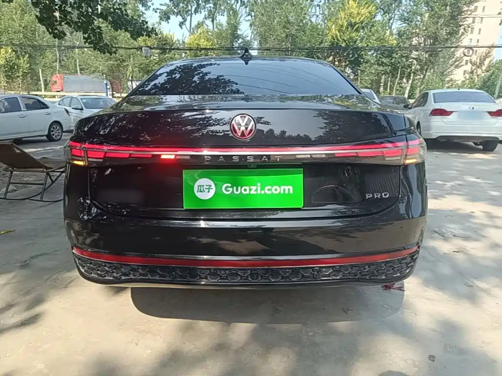 Volkswagen Passat 2024