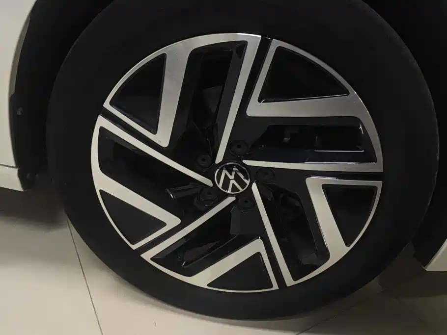 Volkswagen Sagitar 2023