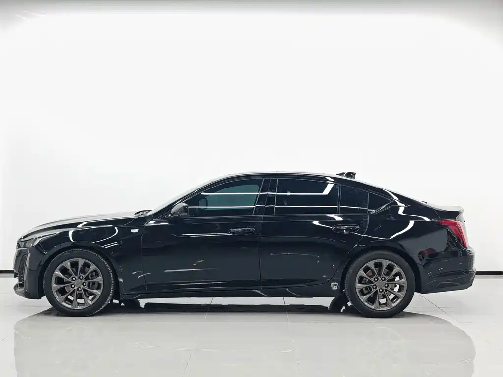 Cadillac CT5 2023 — фото 3