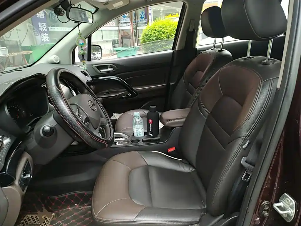 GAC Trumpchi GS4 2017 — фото 12