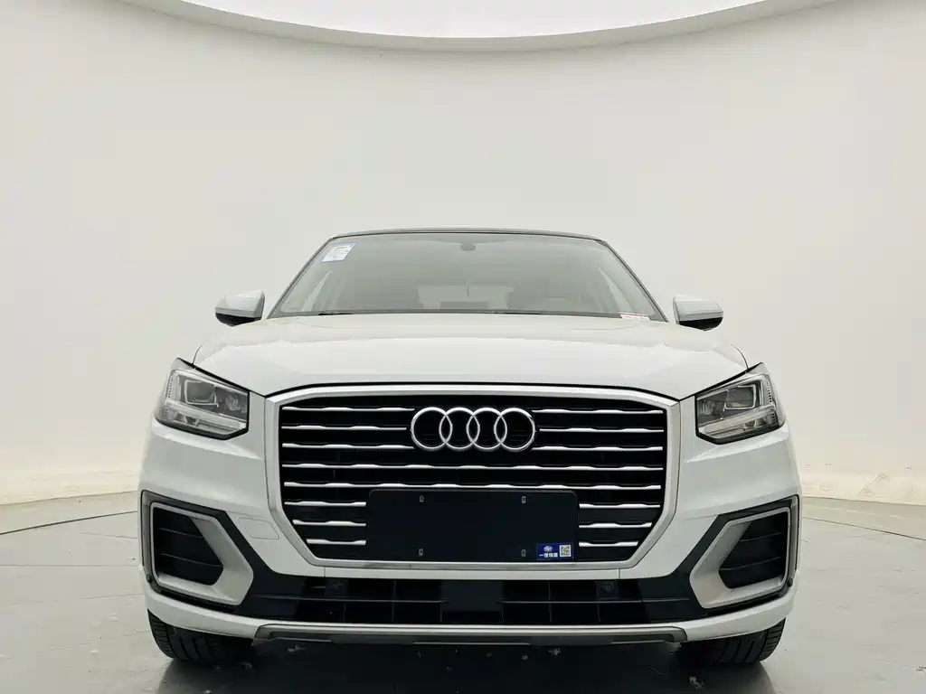 Audi Q2L 2021