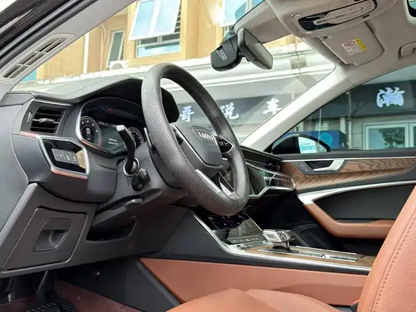 Audi A6L 2021