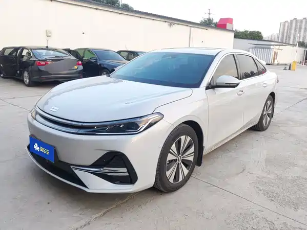 Geely Galaxy A7 EM 2025