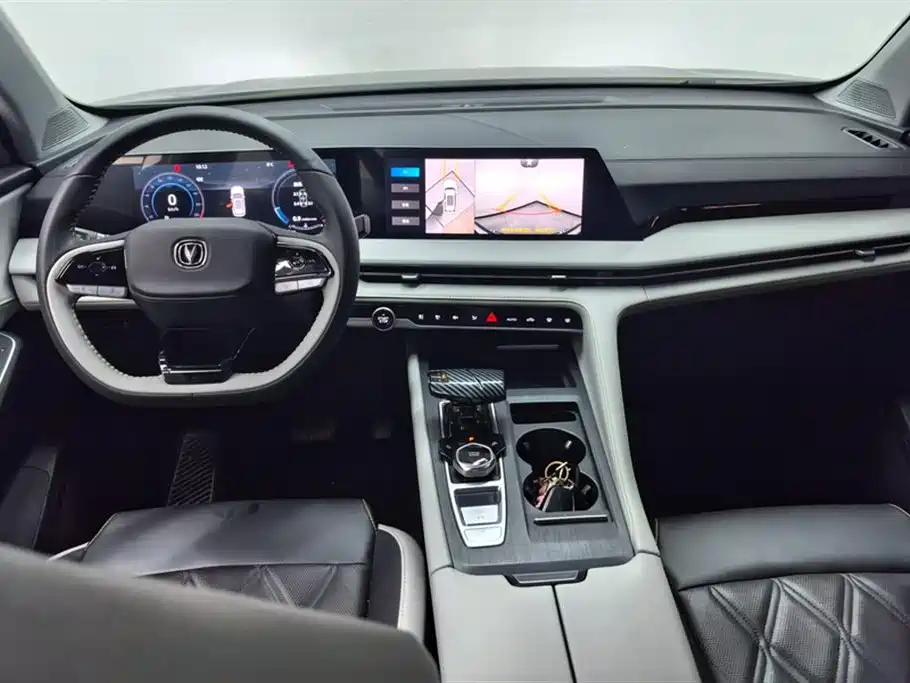 Changan CS75PLUS 2023 — фото 12
