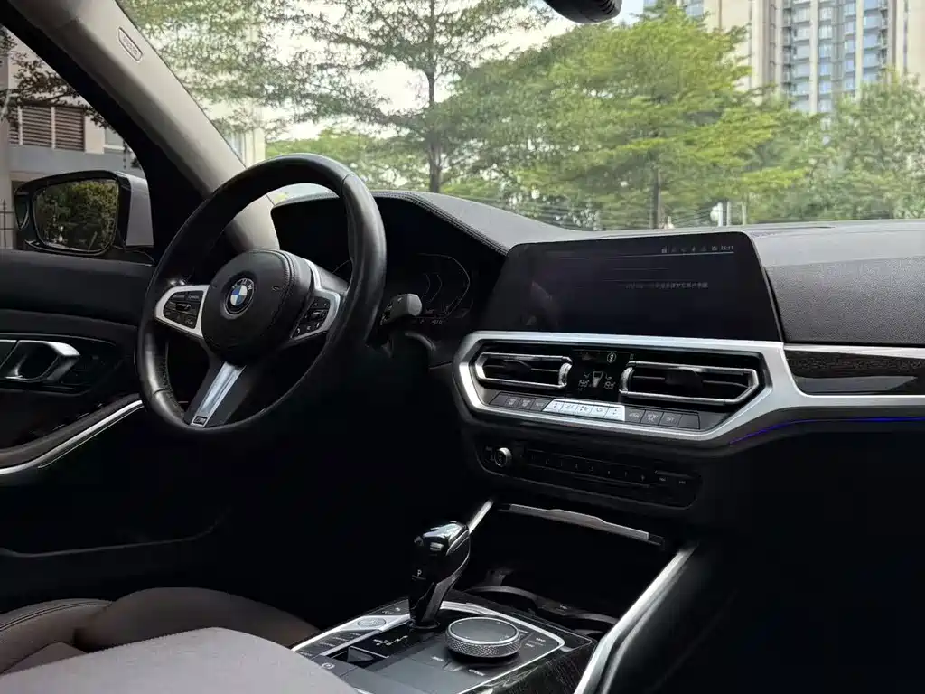 BMW 3 Series 2020