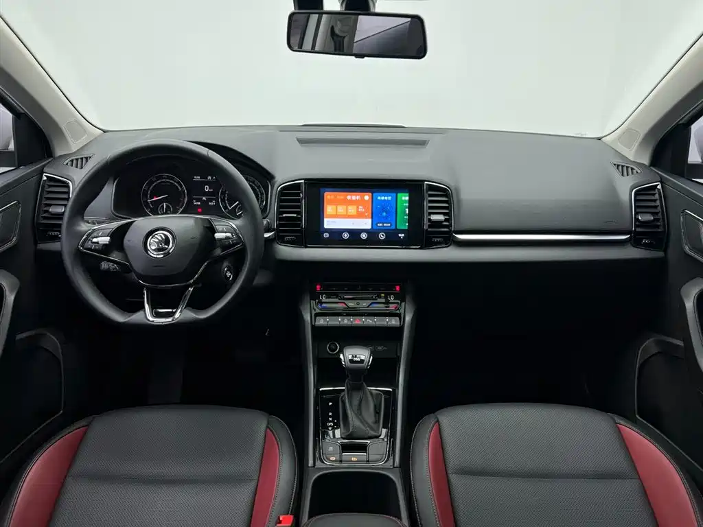 Skoda Karoq 2021 — фото 18
