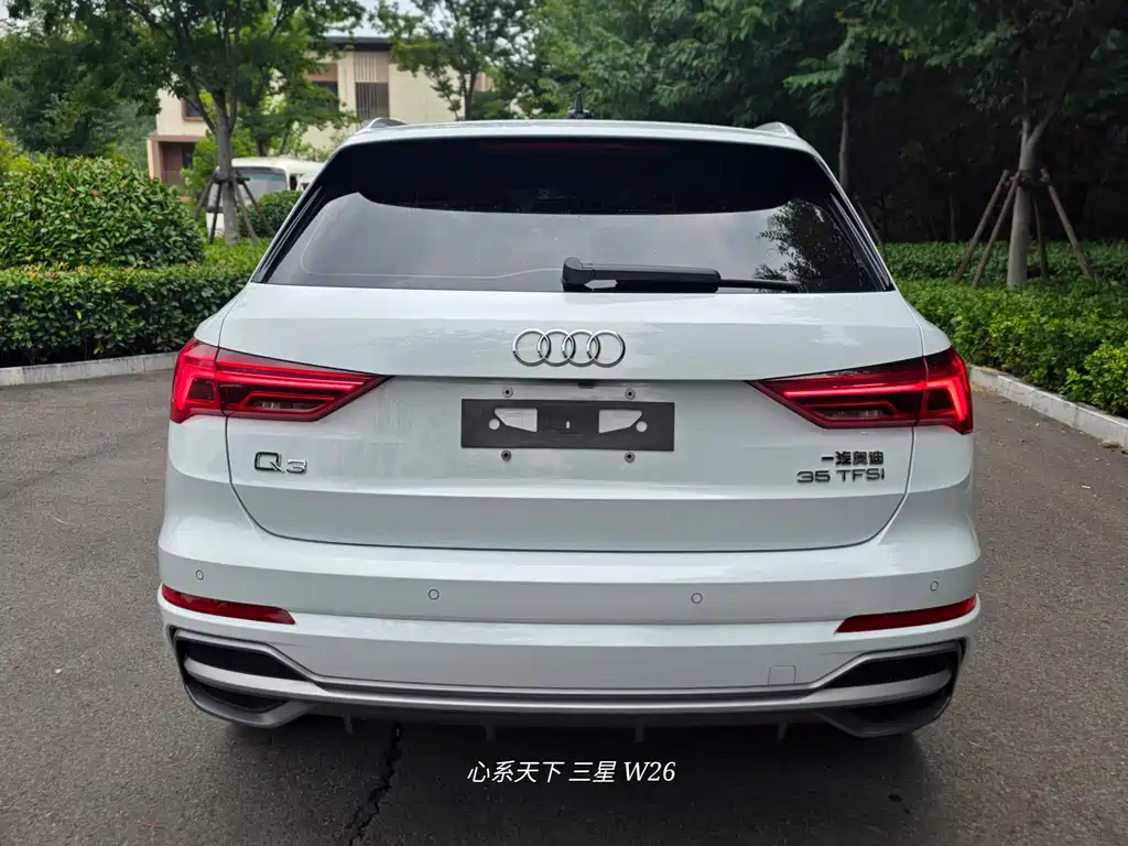 Audi Q3 2022 — фото 14