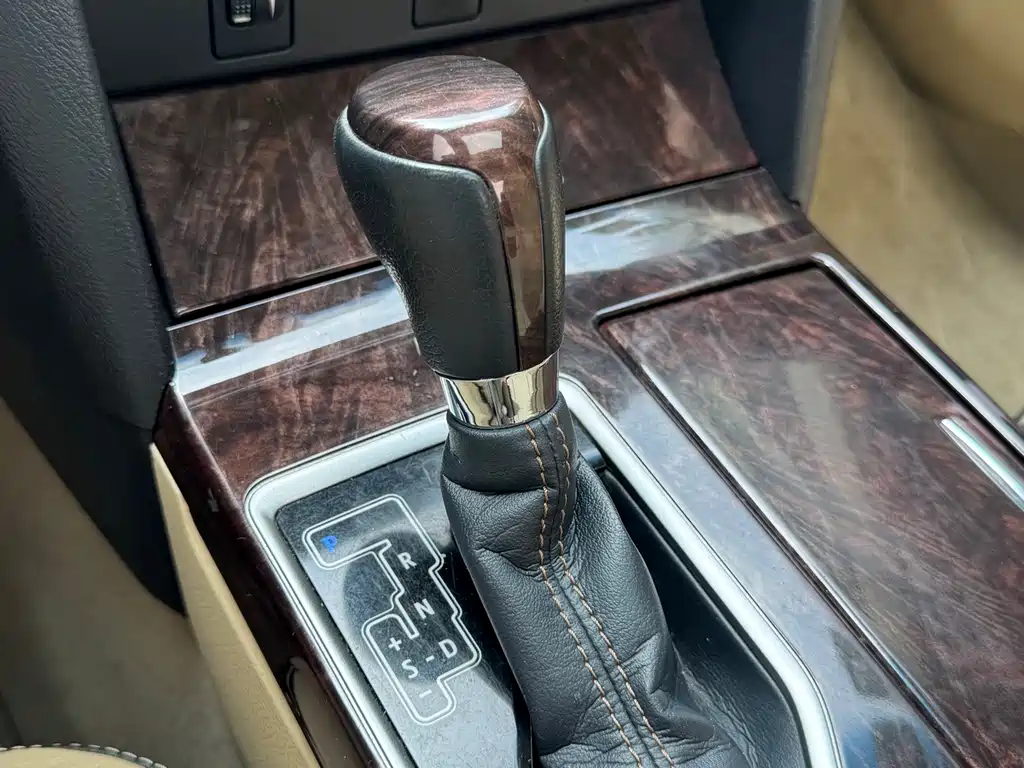 Toyota Camry 2017 — фото 13