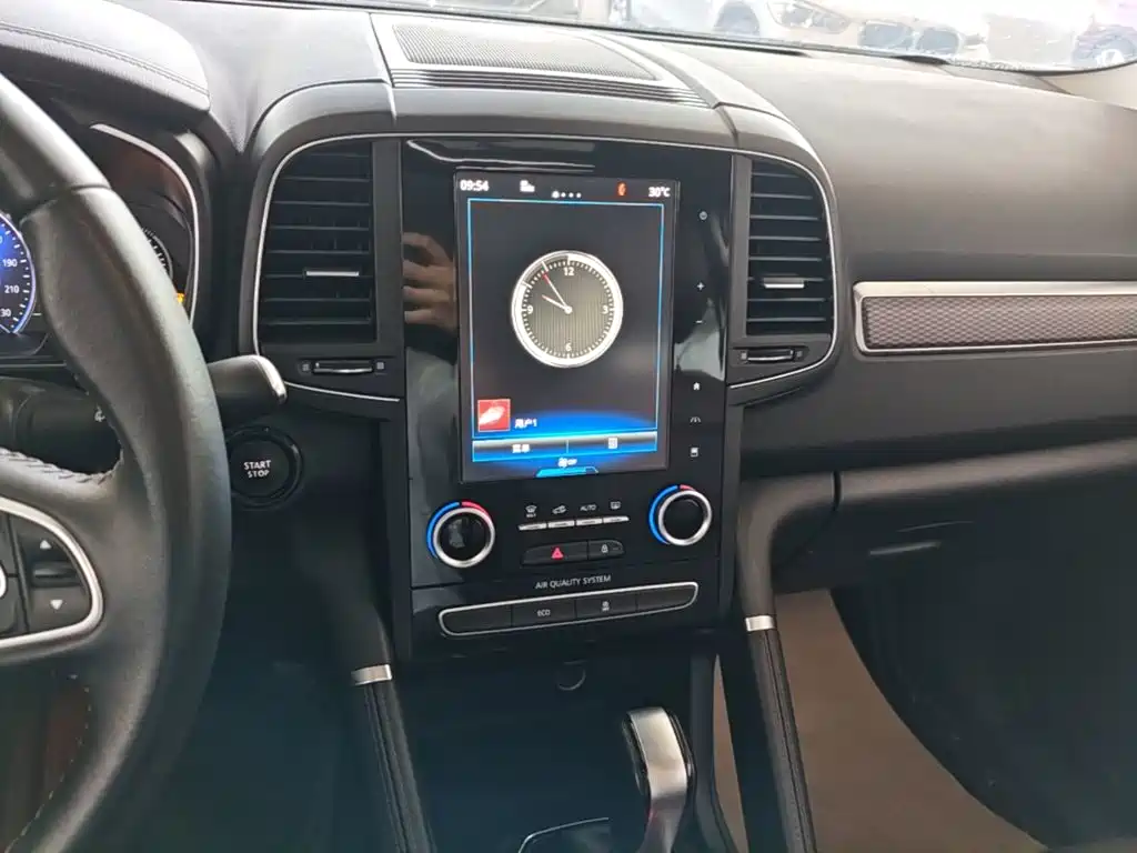 Renault Koleos 2018 — фото 13